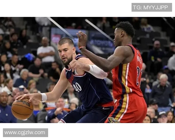 黄蜂与快船中国赛精彩对决乔丹重返赛场引发球迷热潮